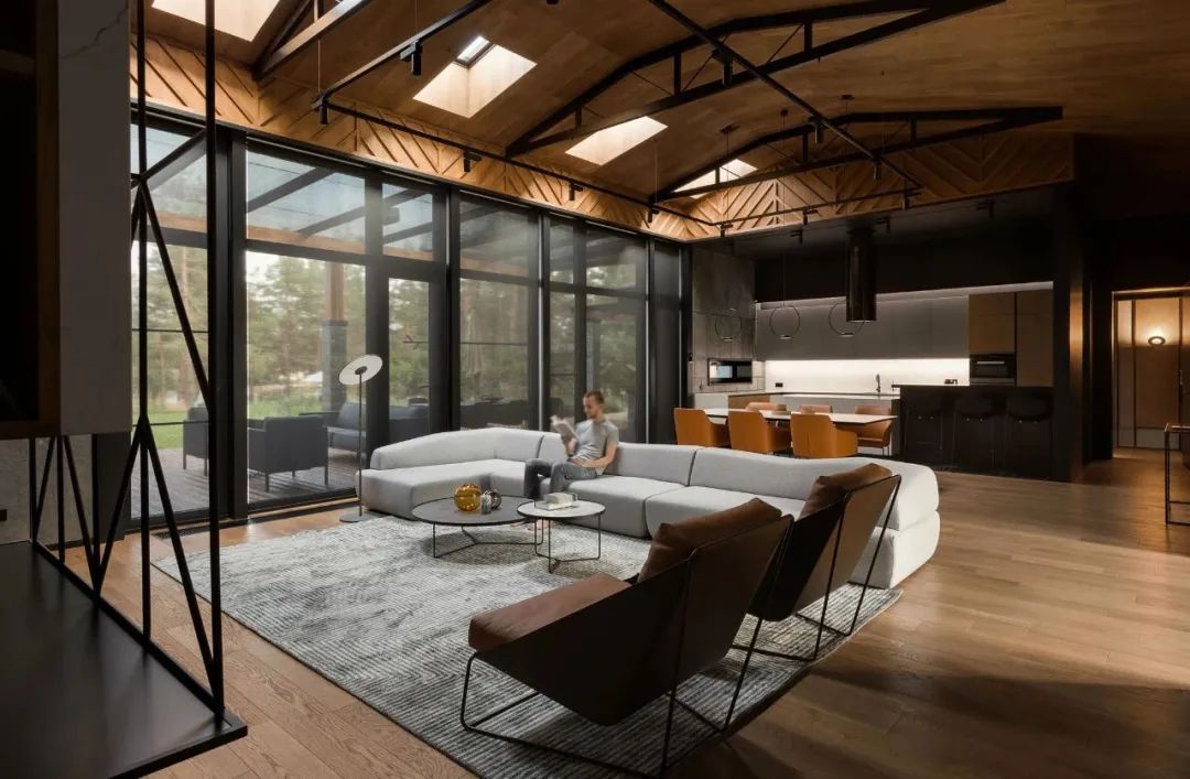 乌克兰 150㎡日式极简别墅丨Denis Rakaev-1