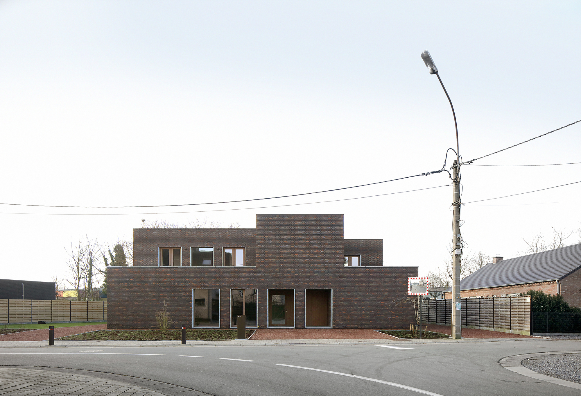 比利时郊区别墅设计，创新几何形态与丰富空间层次-21