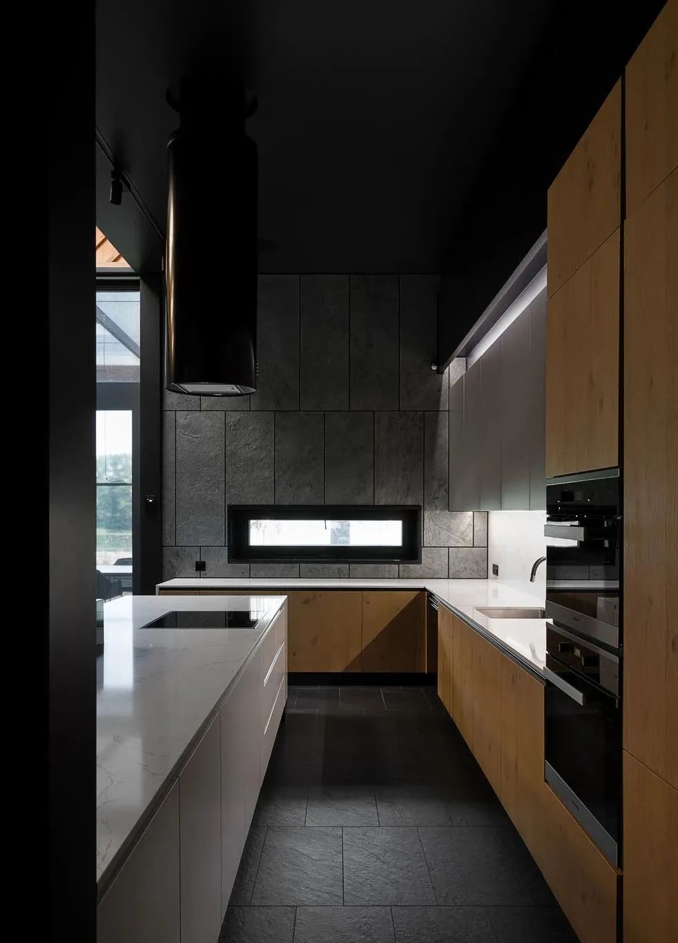 乌克兰 150㎡日式极简别墅丨Denis Rakaev-22