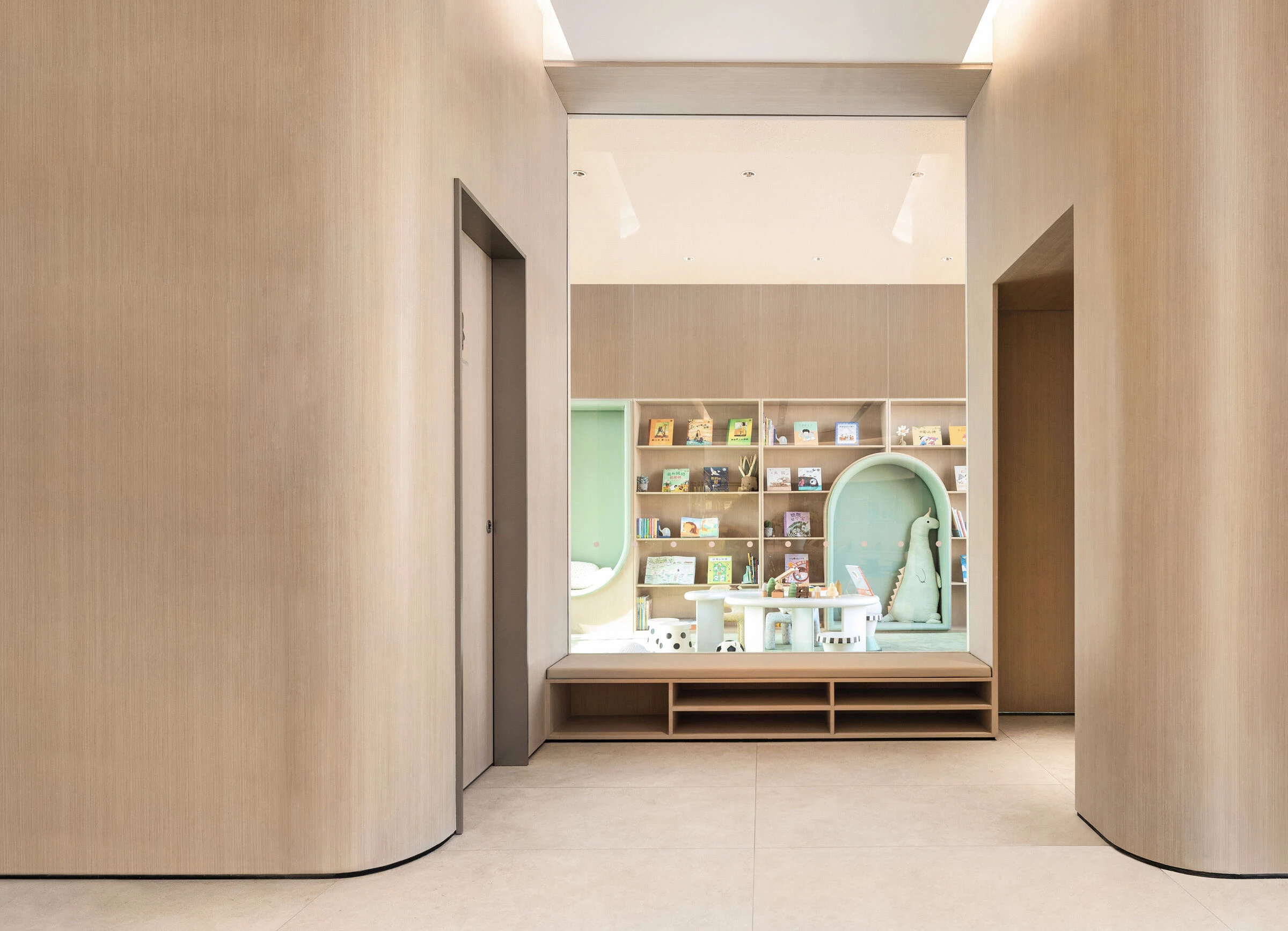 蔚来中心,西安路,大连丨中国大连丨MOC DESIGN OFFICE-35