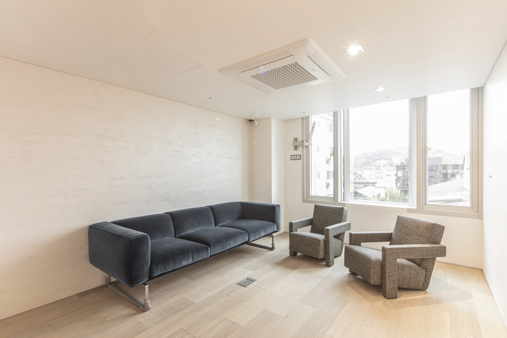 首尔高级艺术画廊 | 270 度全景设计-10