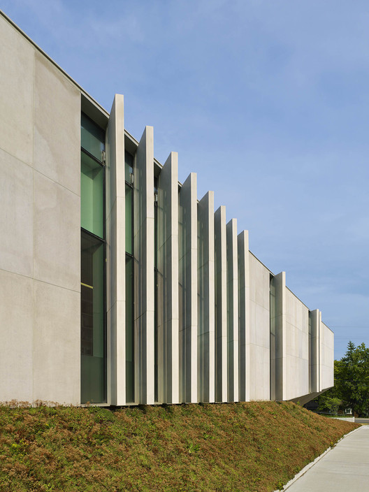 The Waterdown Library and Civic Centre  RDHA-1