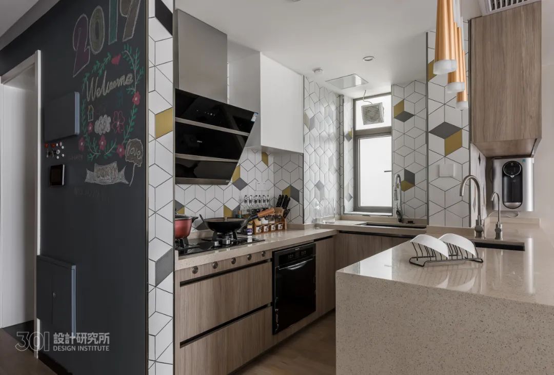 广州 96㎡三居室，原木风打造宽敞实用亲子空间-38