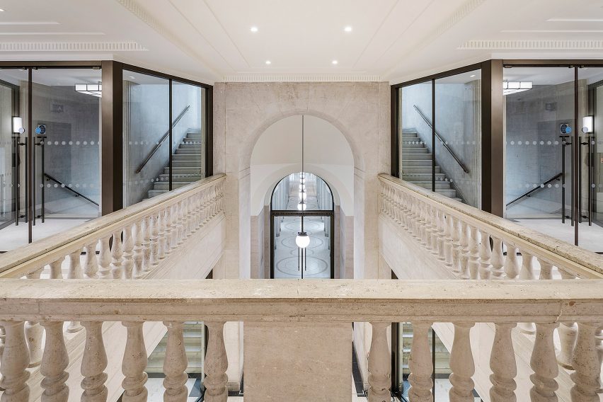 伦敦 Eighty Strand 艺术装饰风格办公室改造丨英国伦敦丨伦敦 PDP-16