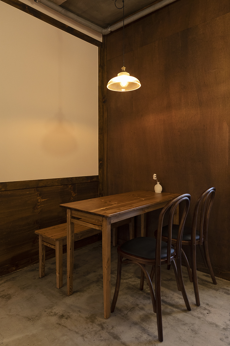 16 平米小空间，打造复古温馨咖啡馆-13