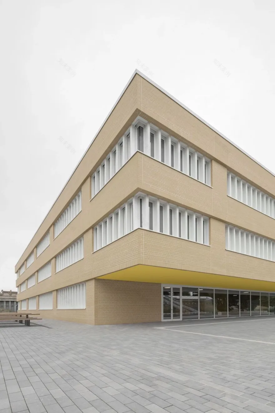 汉诺威应用科学与艺术大学新学生中心大楼丨德国汉诺威丨舒尔茨和舒尔茨建筑事务所-29