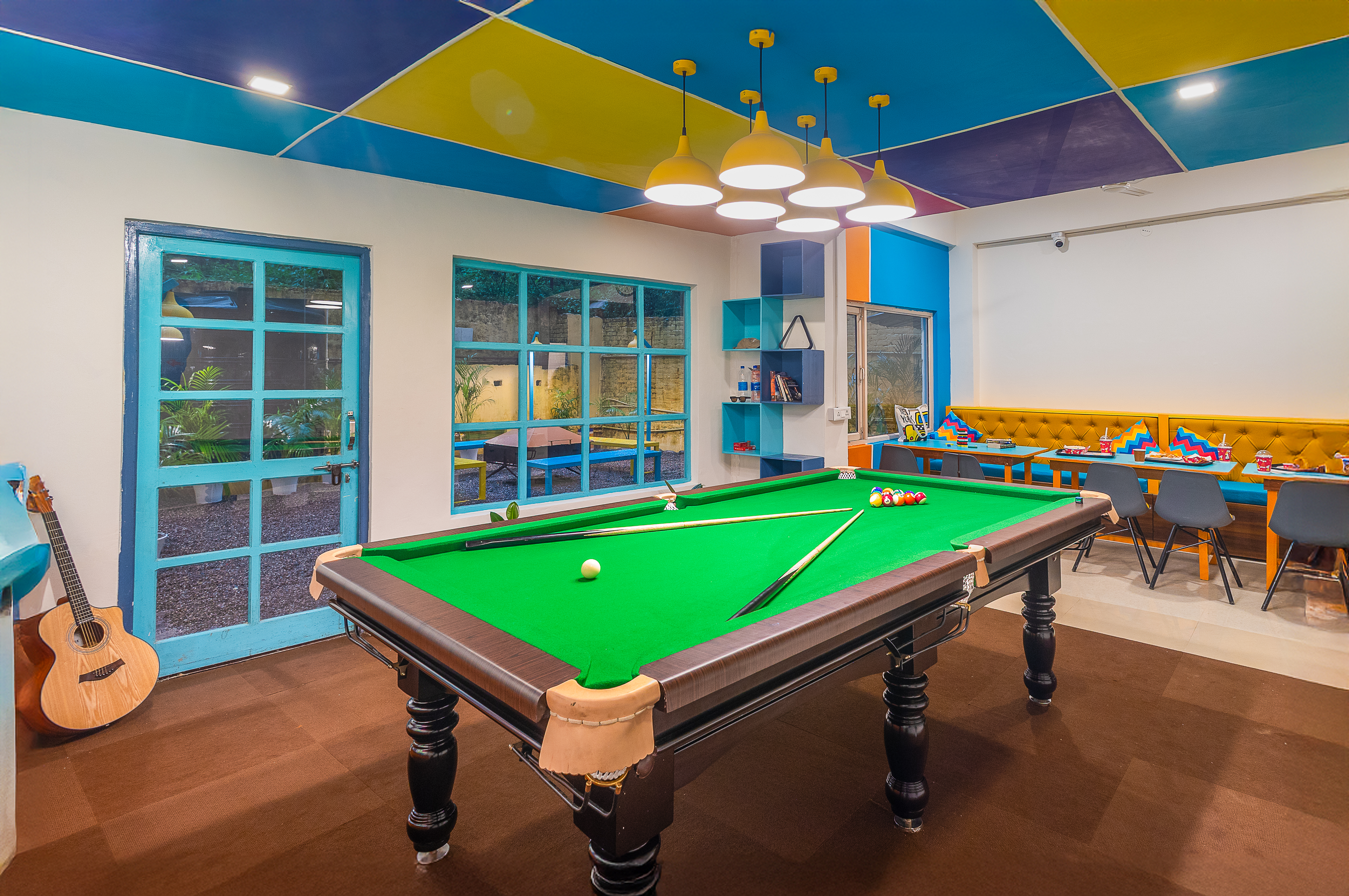 戈斯托普斯麦克劳德冈杰（注：goSTOPS可能是特定的品牌名，McLeod Ganj是印度达兰萨拉的一个地区名，音译为麦克劳德冈杰 ） -4