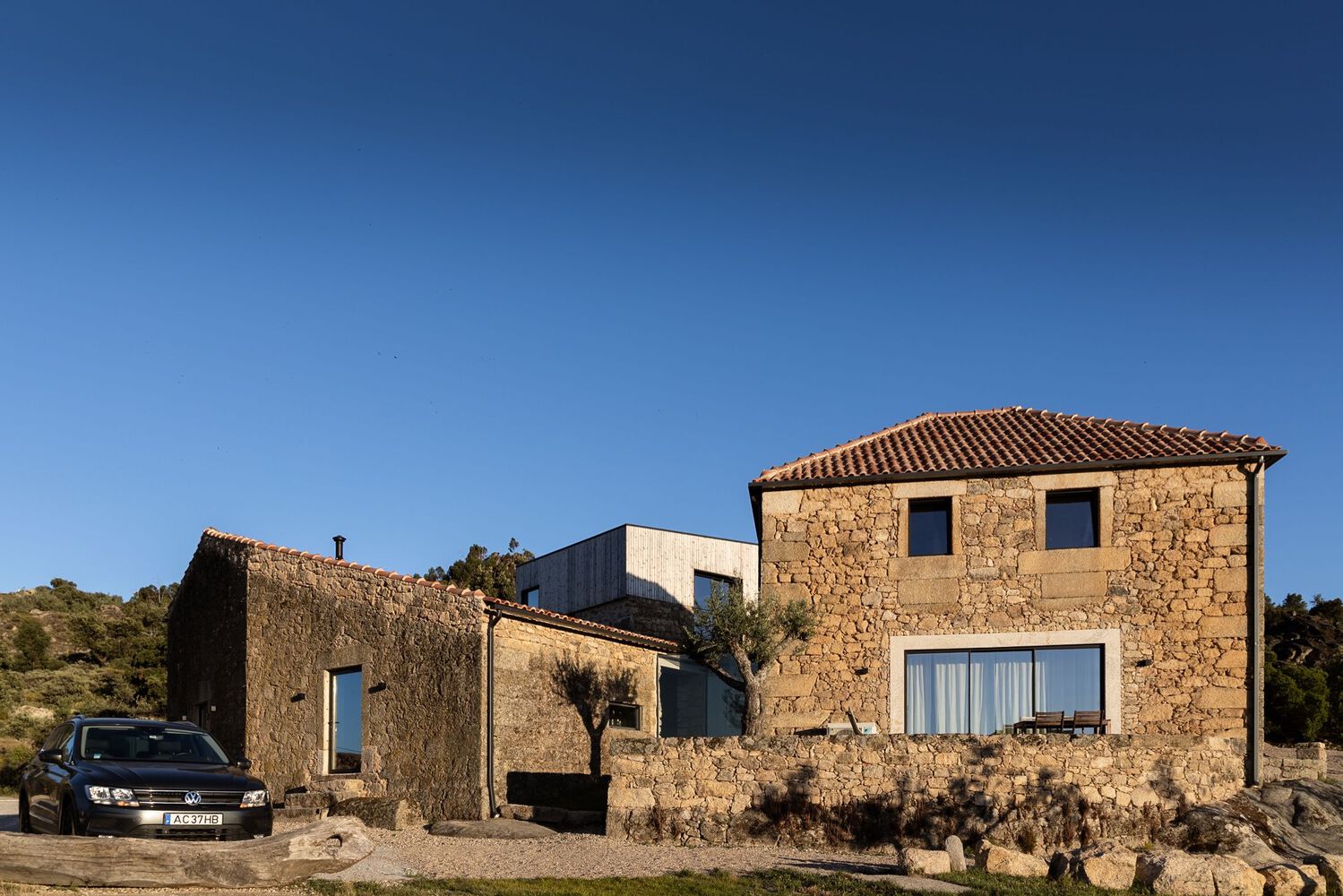 葡萄牙乡村自建房丨BODE-19