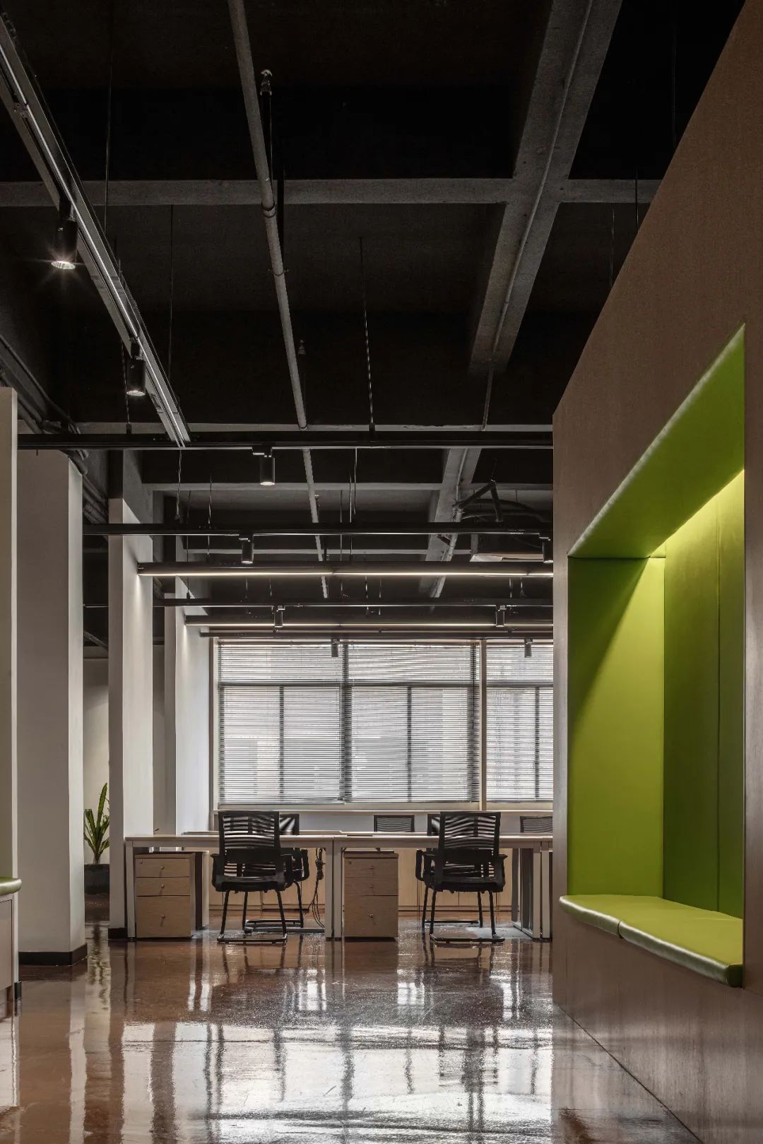 重塑空间，焕发生命力——中山高成商贸办公室设计-59