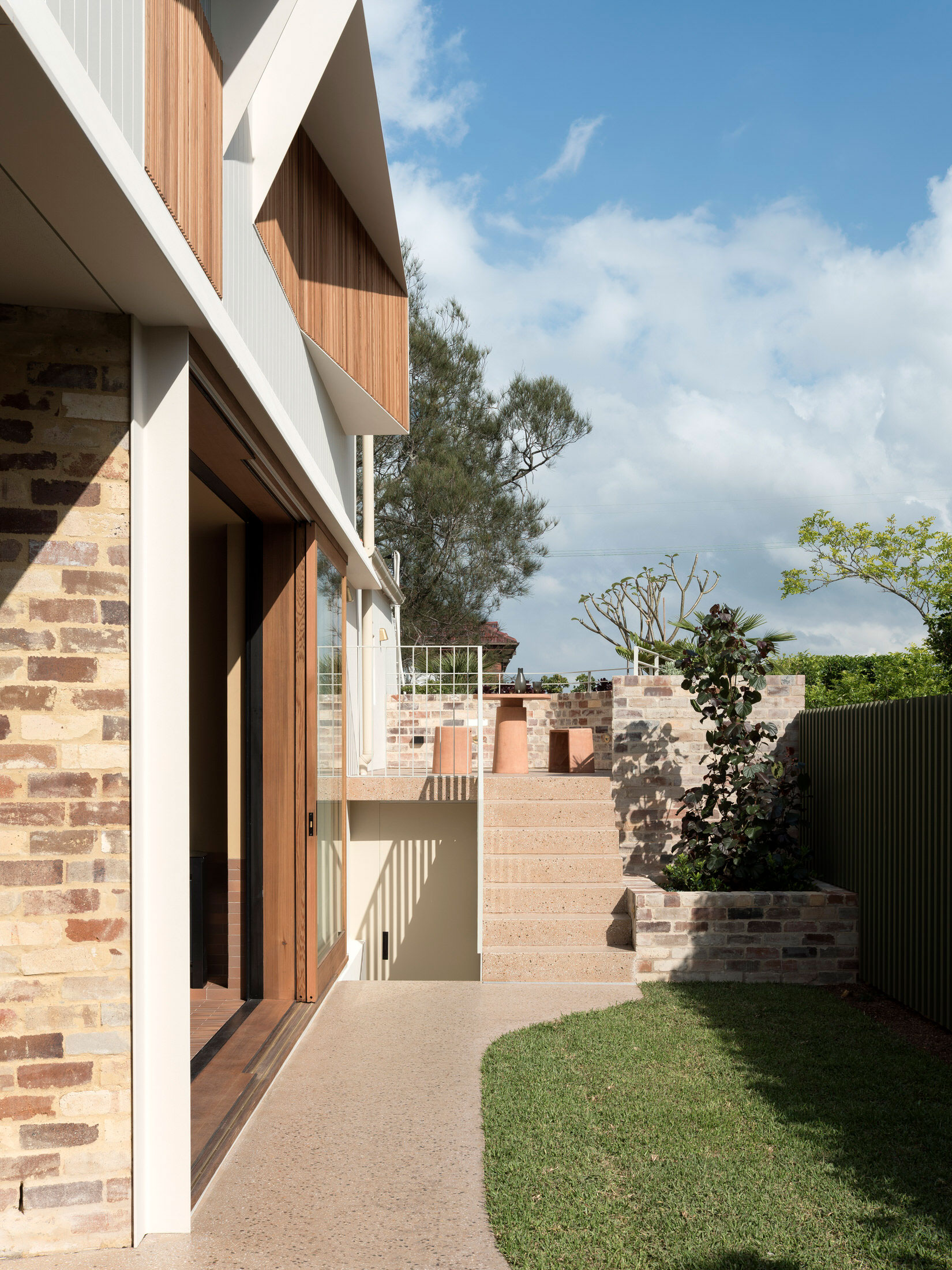 TardisLike Small Sydney Semi 改造项目丨澳大利亚悉尼丨Downie North-26