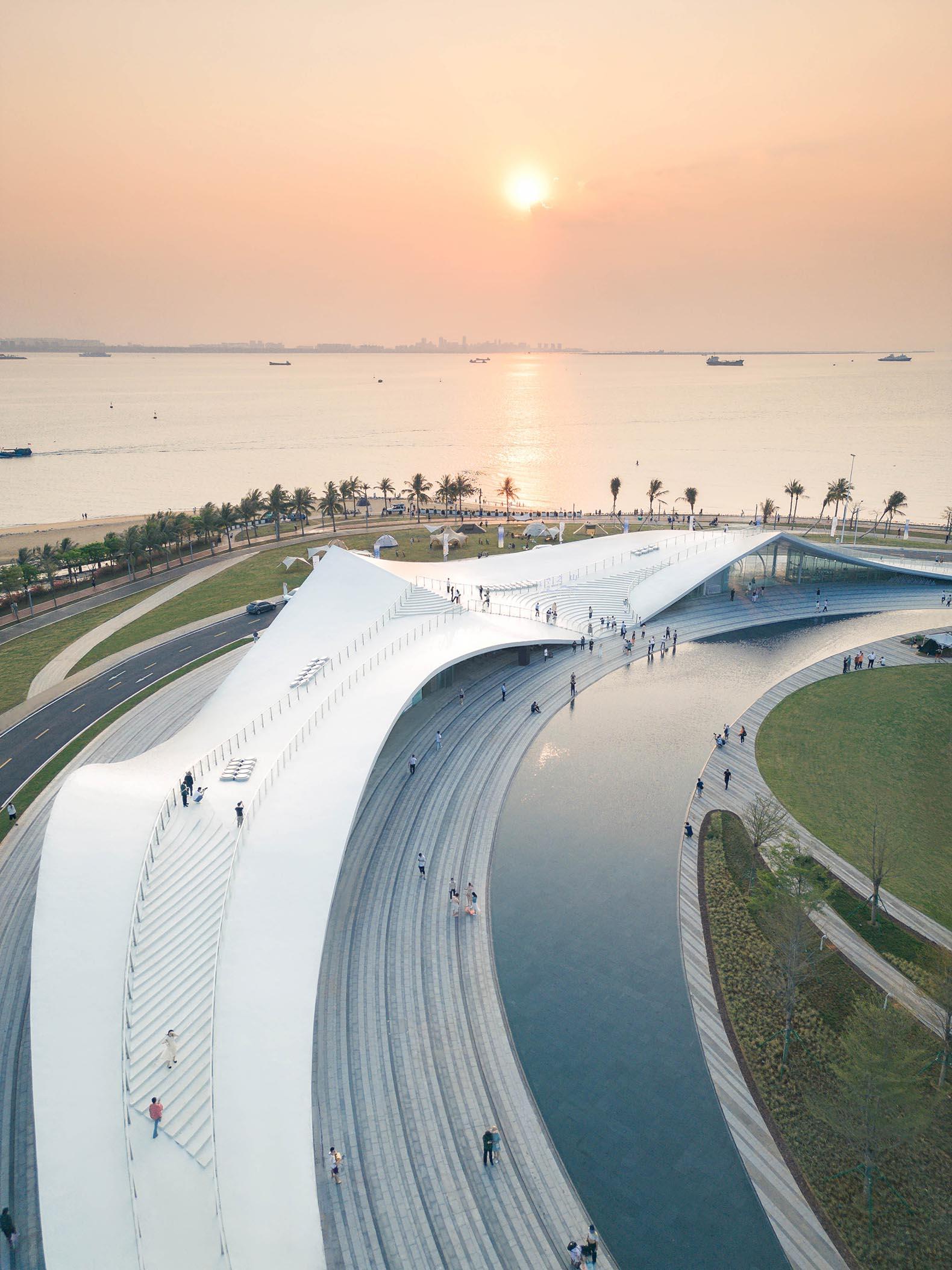 海口海滨公共亭第6号站“天空之山”丨中国海口丨藤本壮介建筑事务所-20