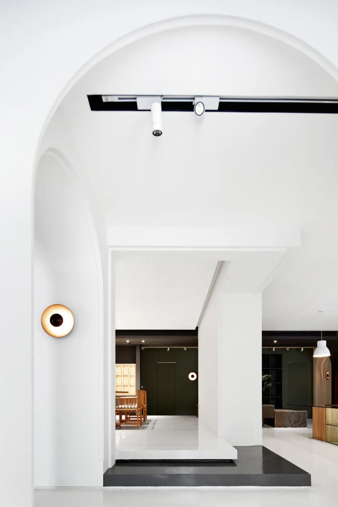 凯丽雅居 | 极简白撞色,艺术涂料与布艺软装的完美融合-27