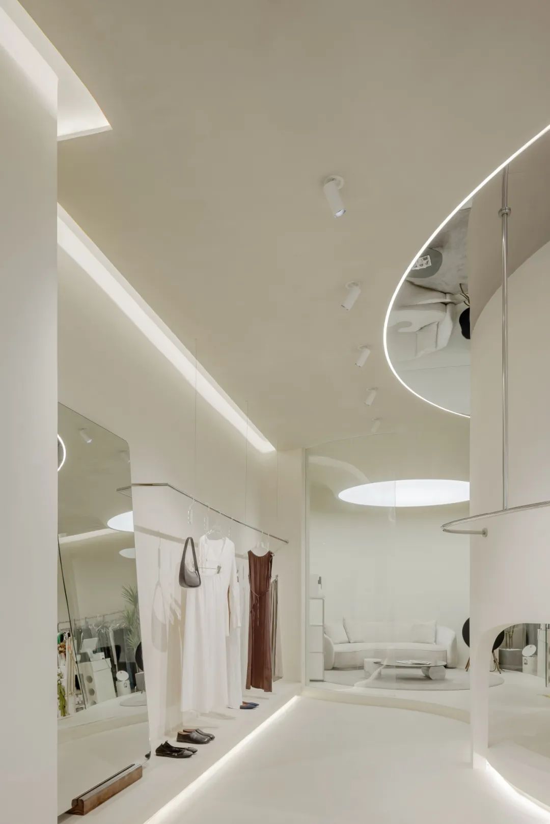 简缦诗服装店丨中国天津丨触觉设计-9