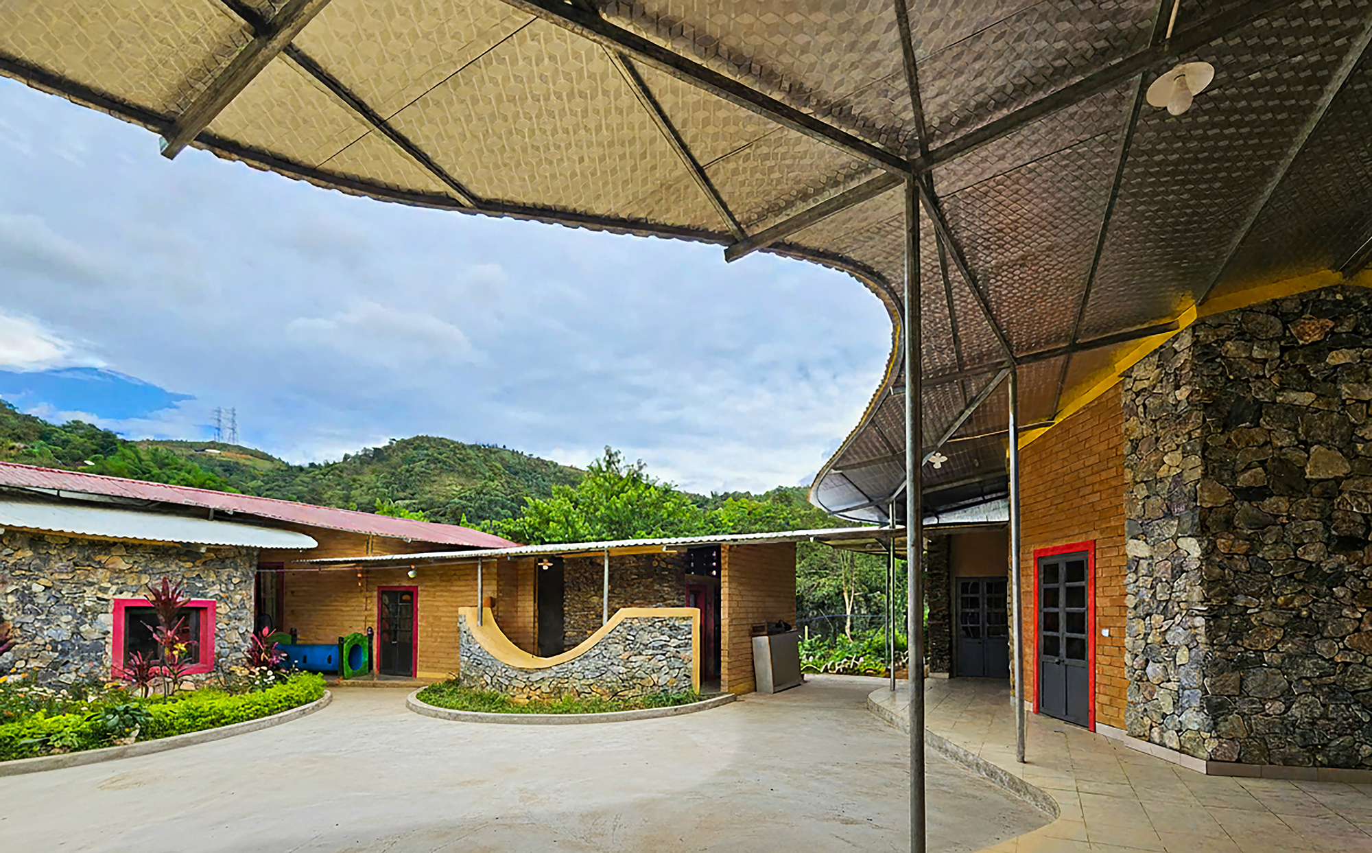Hang Tau Kindergarten and Primary School / 1+1>2 Architects-14