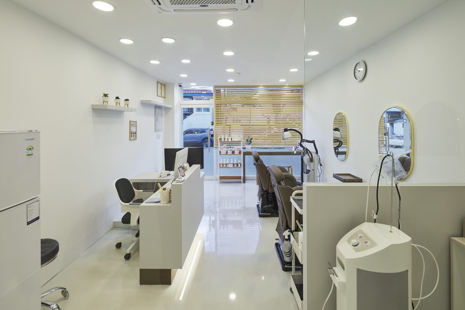 14 平白色美容室内设计，极简风格吸引眼球-4