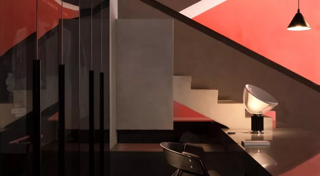 代工企业的品牌重塑,注入设计美学能量-82