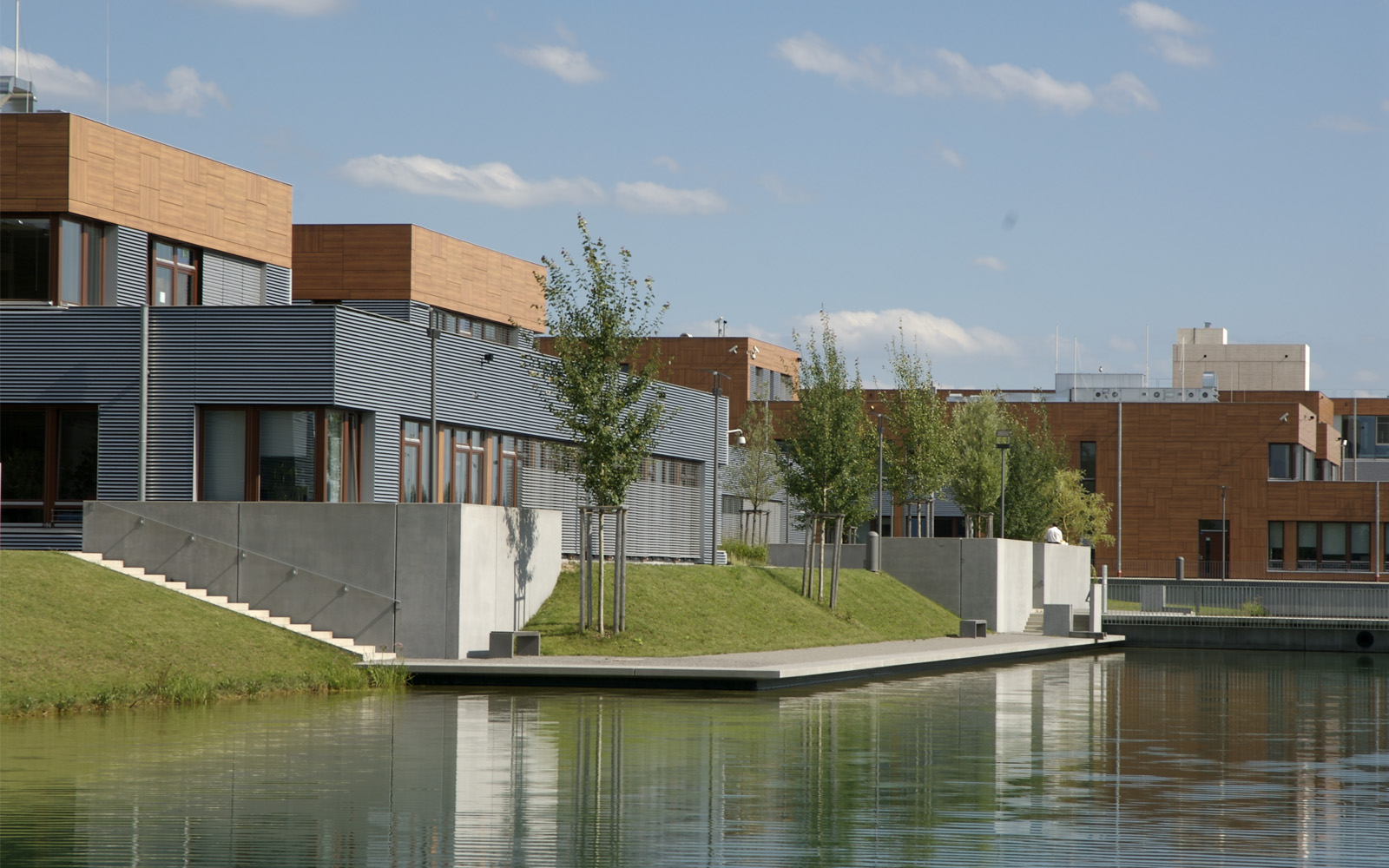 Infineon 总部绿色办公园区，模块化设计呈现人性化城市格局-4