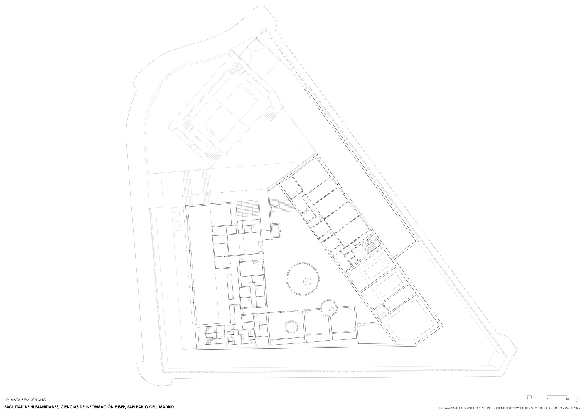 马德里 CEU 蒙克洛亚校区人文与传播科学学院丨西班牙马德里丨Nieto Sobejano Arquitectos-20