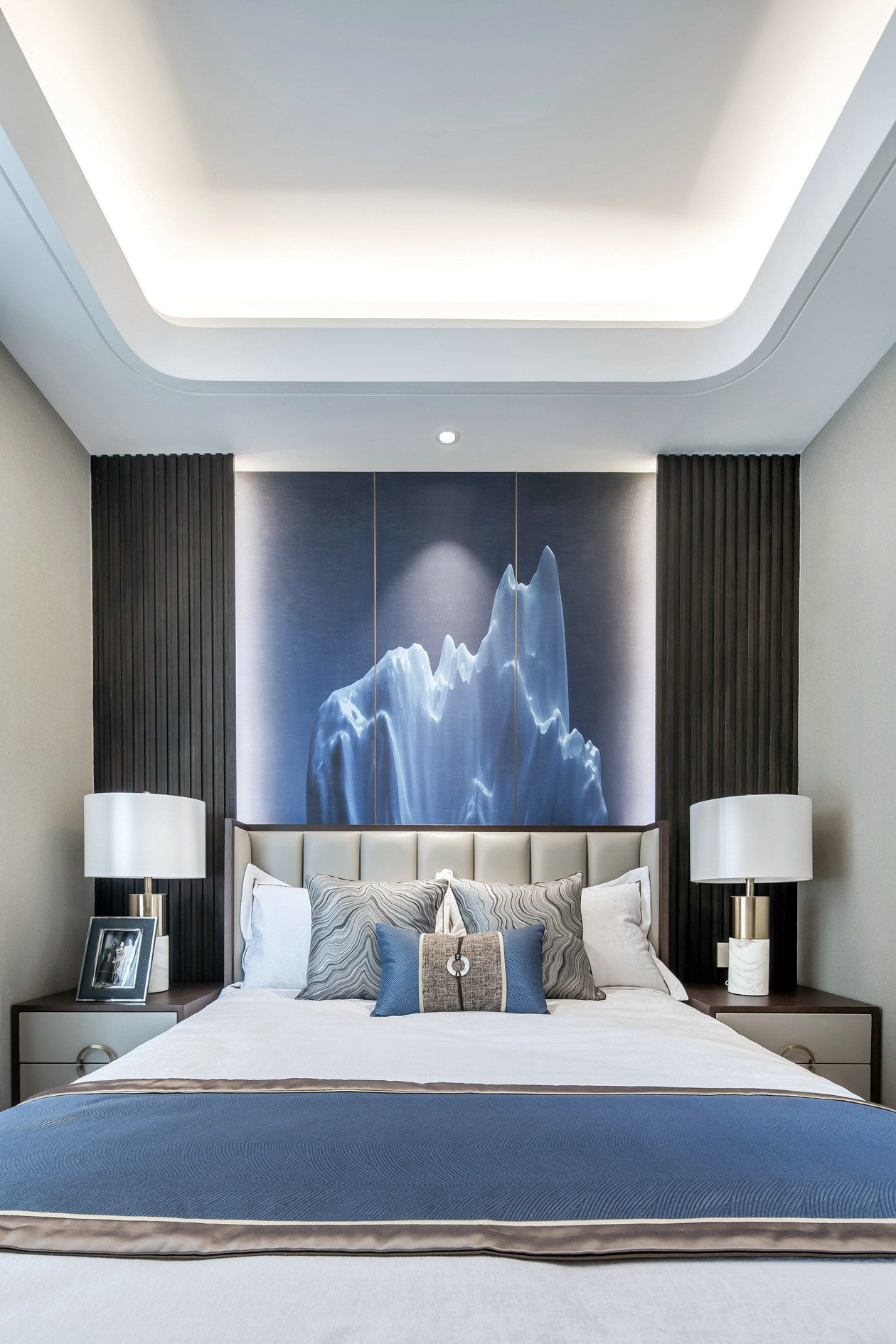 大时代美学家·羽白丨中国桂林丨PINKI 品伊国际创意-45