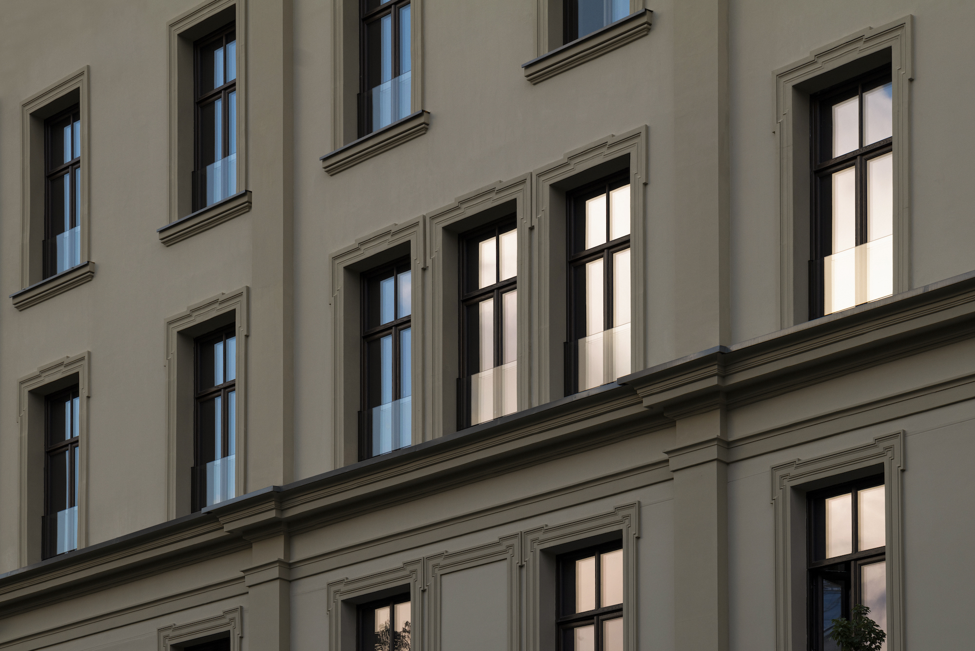 ABRIKOSOV / MR GROUP-0