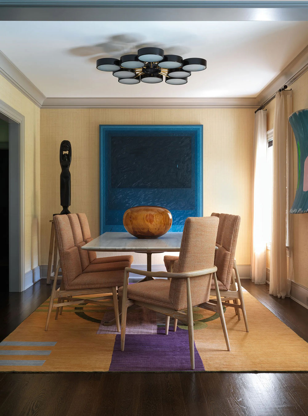 优雅传统的汉普顿风格住宅，有着有趣的色彩-8