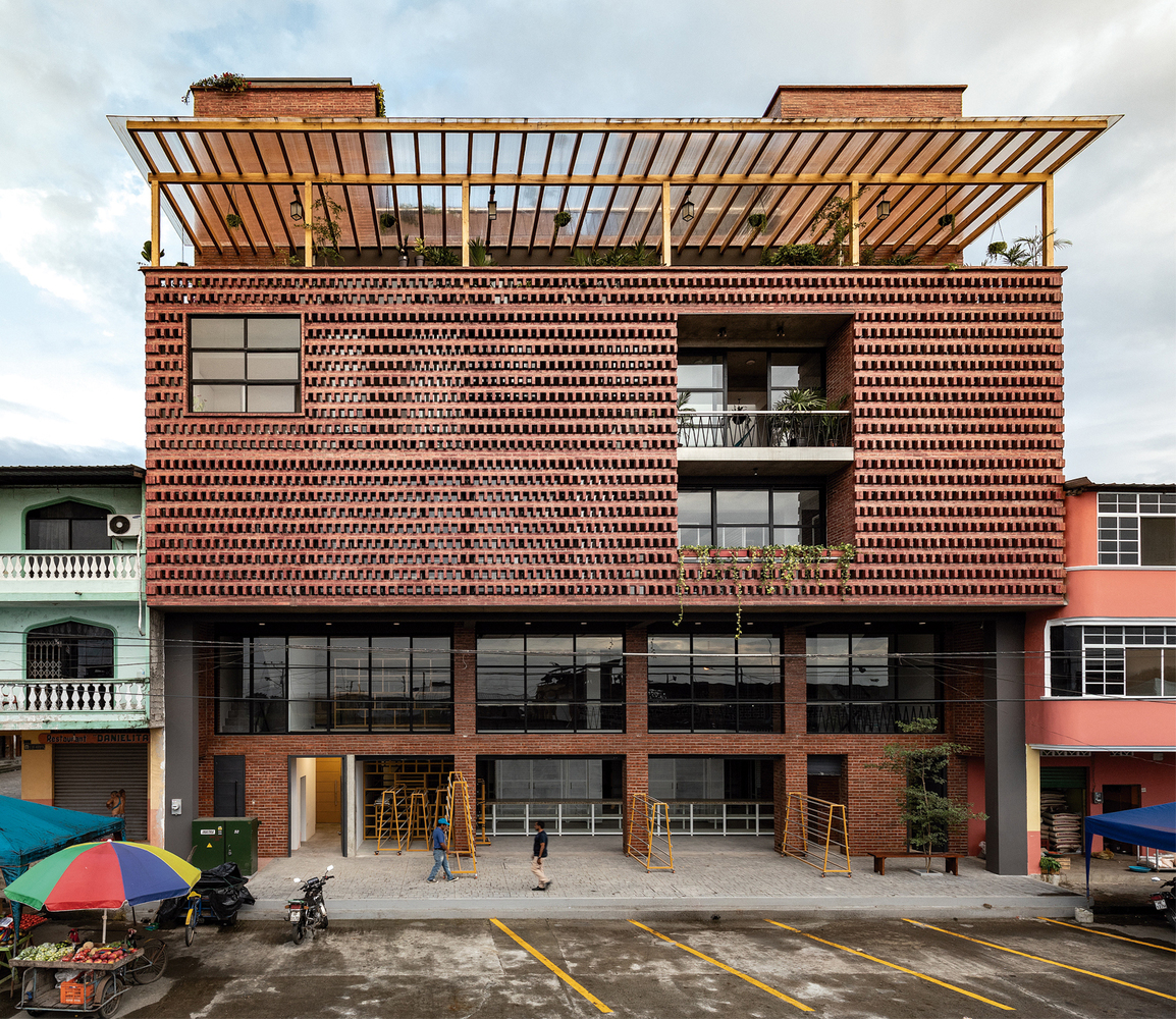 厄瓜多尔提供者生产中心-6