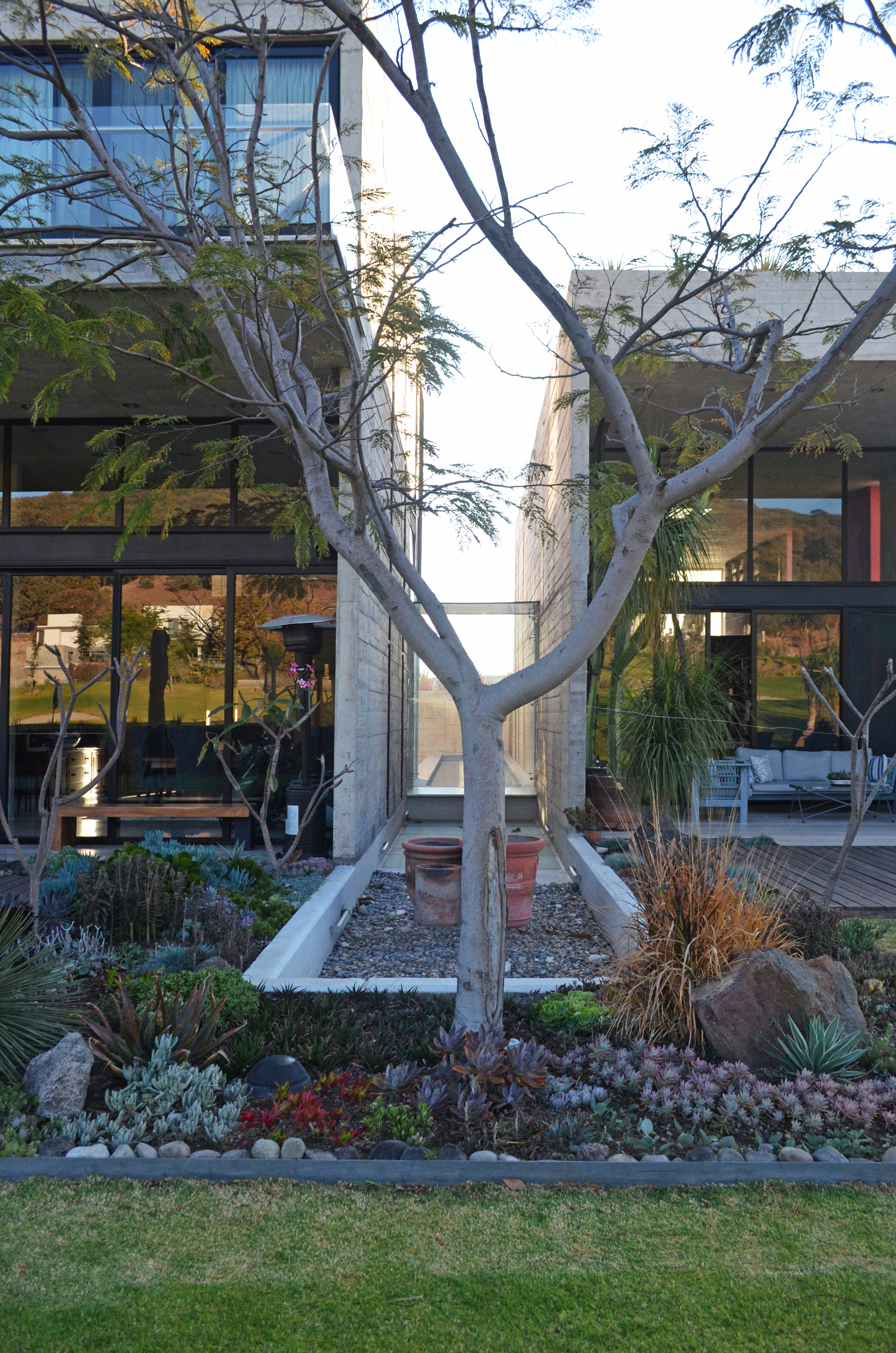 阿亚蒙特之家丨Andres Burguete-14