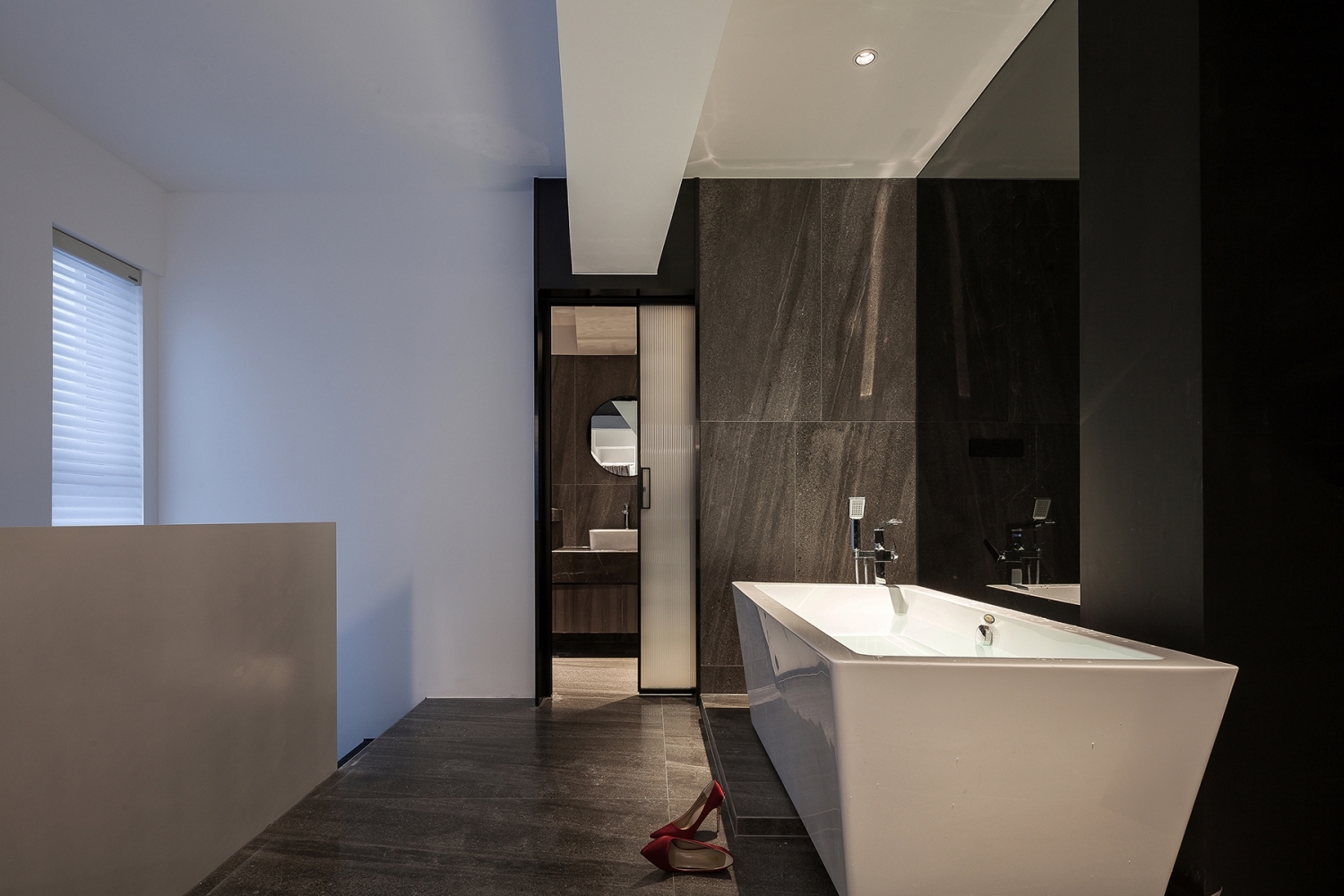 领地 · Territory-24