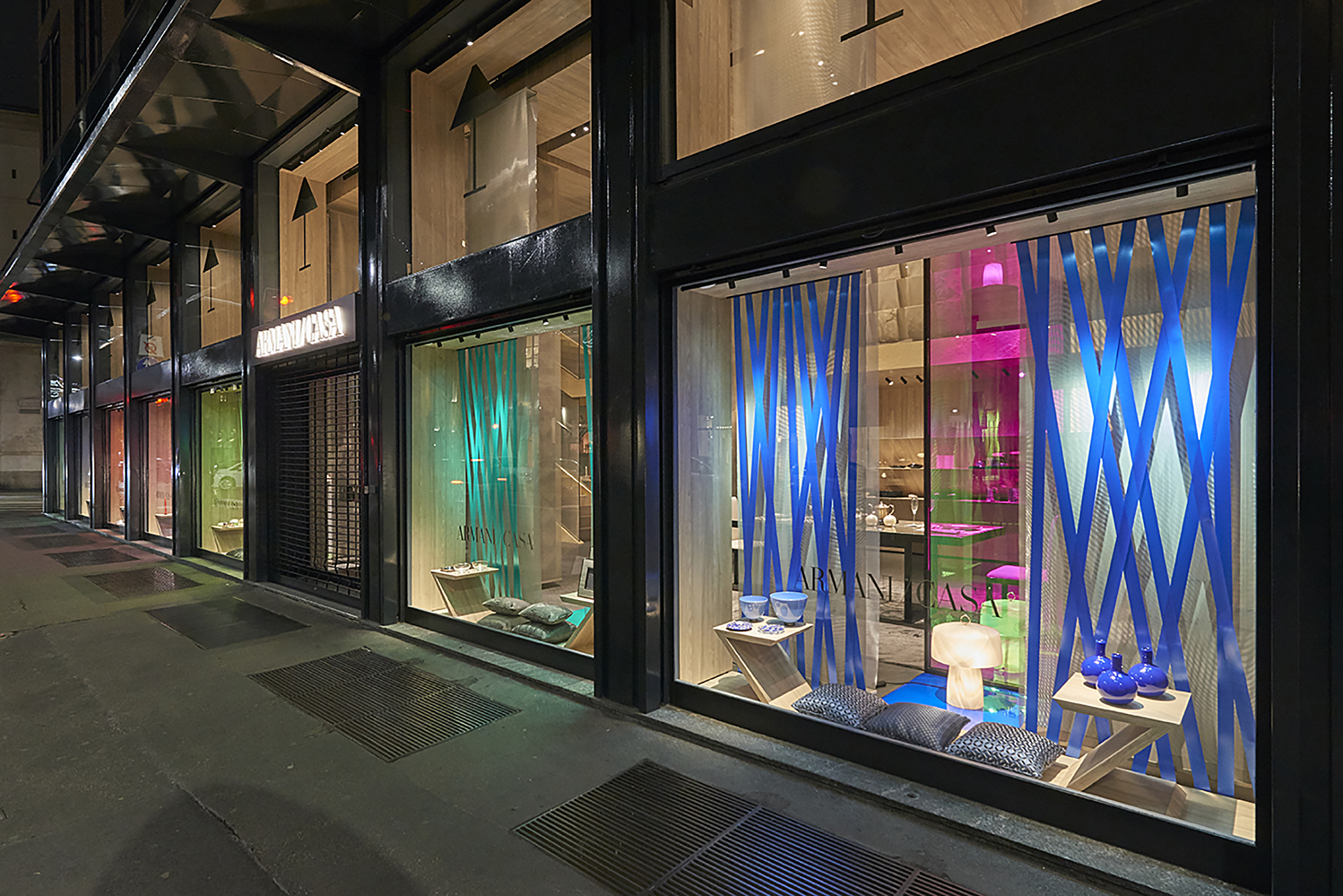 armani casa christmas window display 2017-2