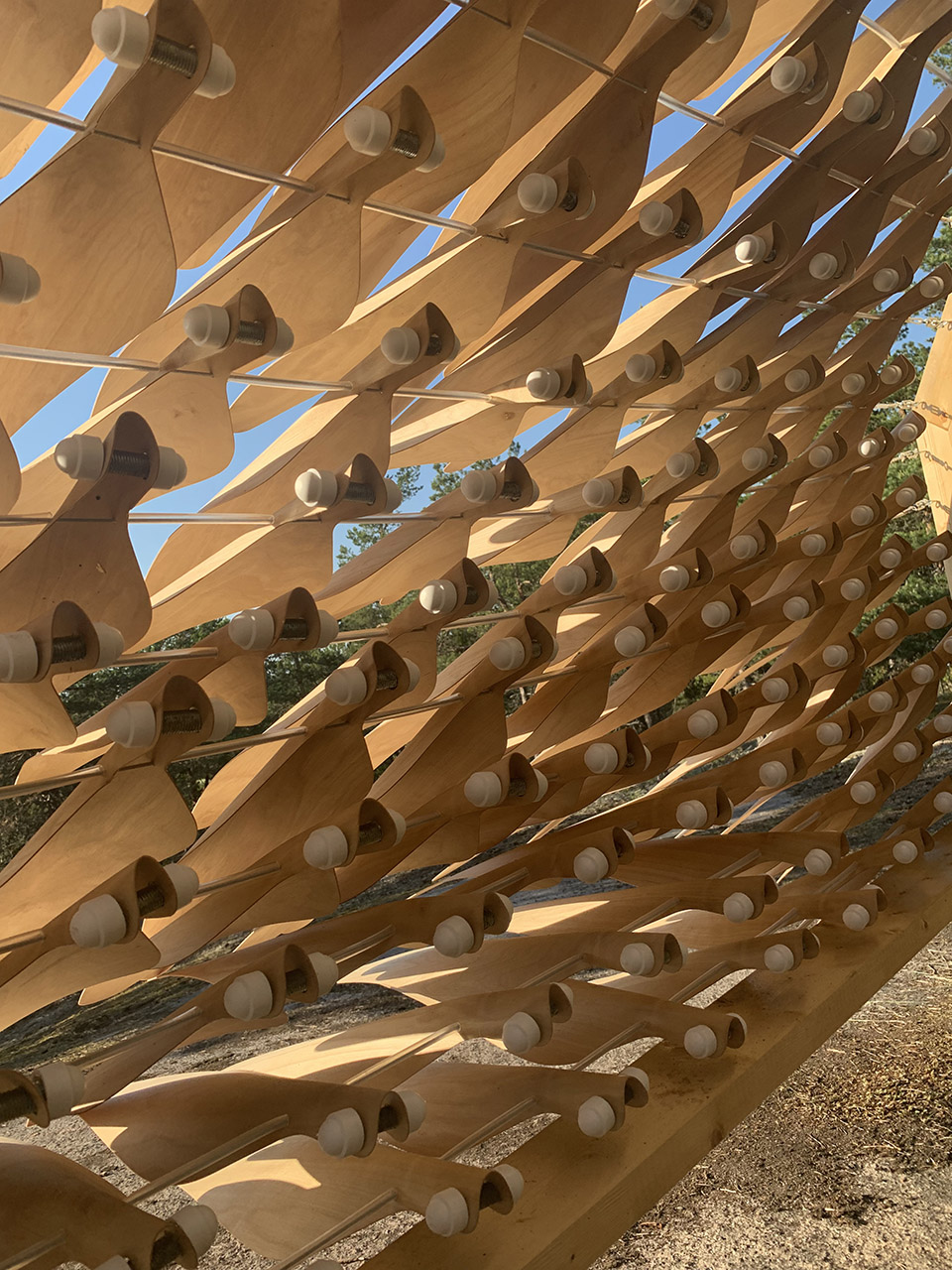 芬兰“颤抖的屋子”装置-28