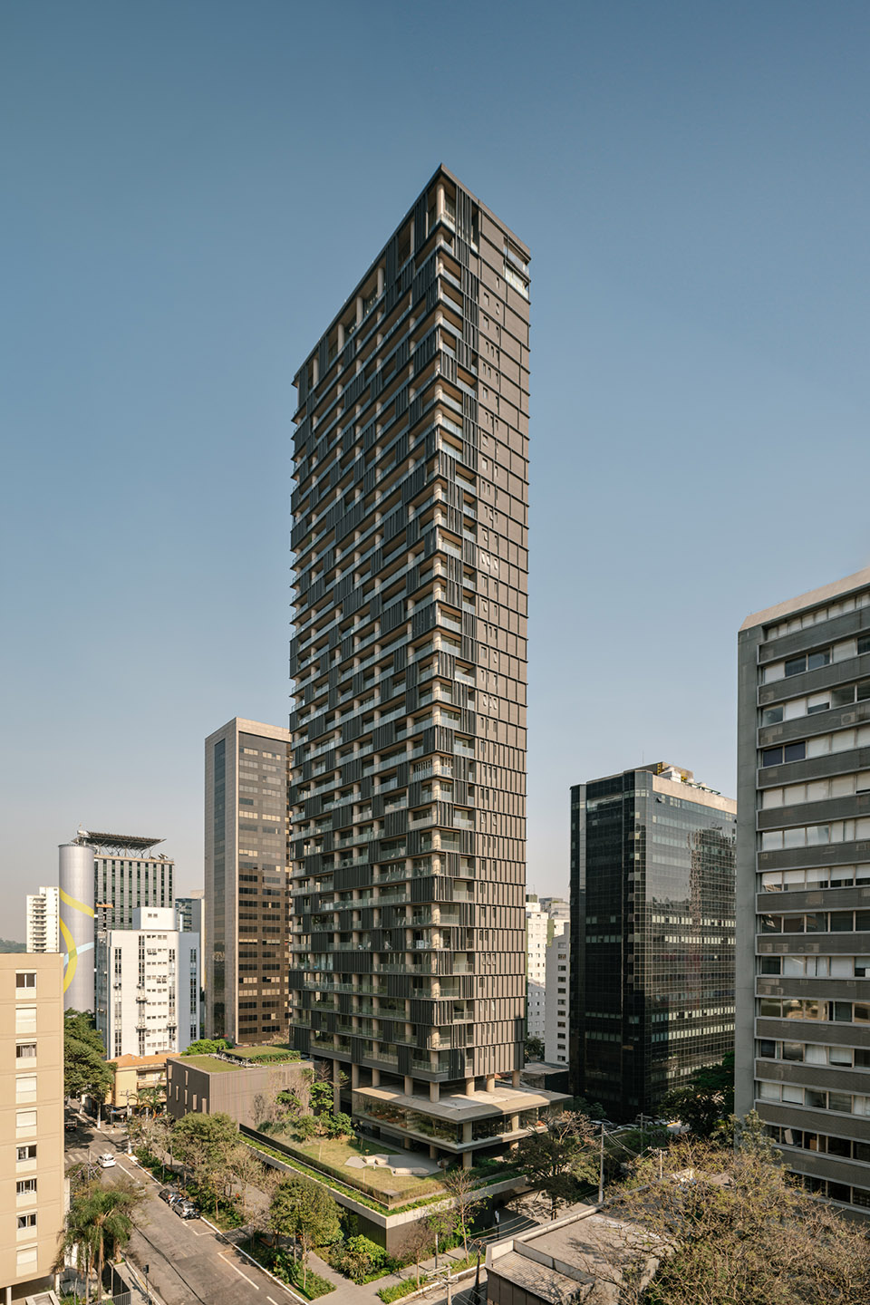 Praça Henrique Monteiro多功能综合体丨巴西圣保罗丨Arthur Casas-17