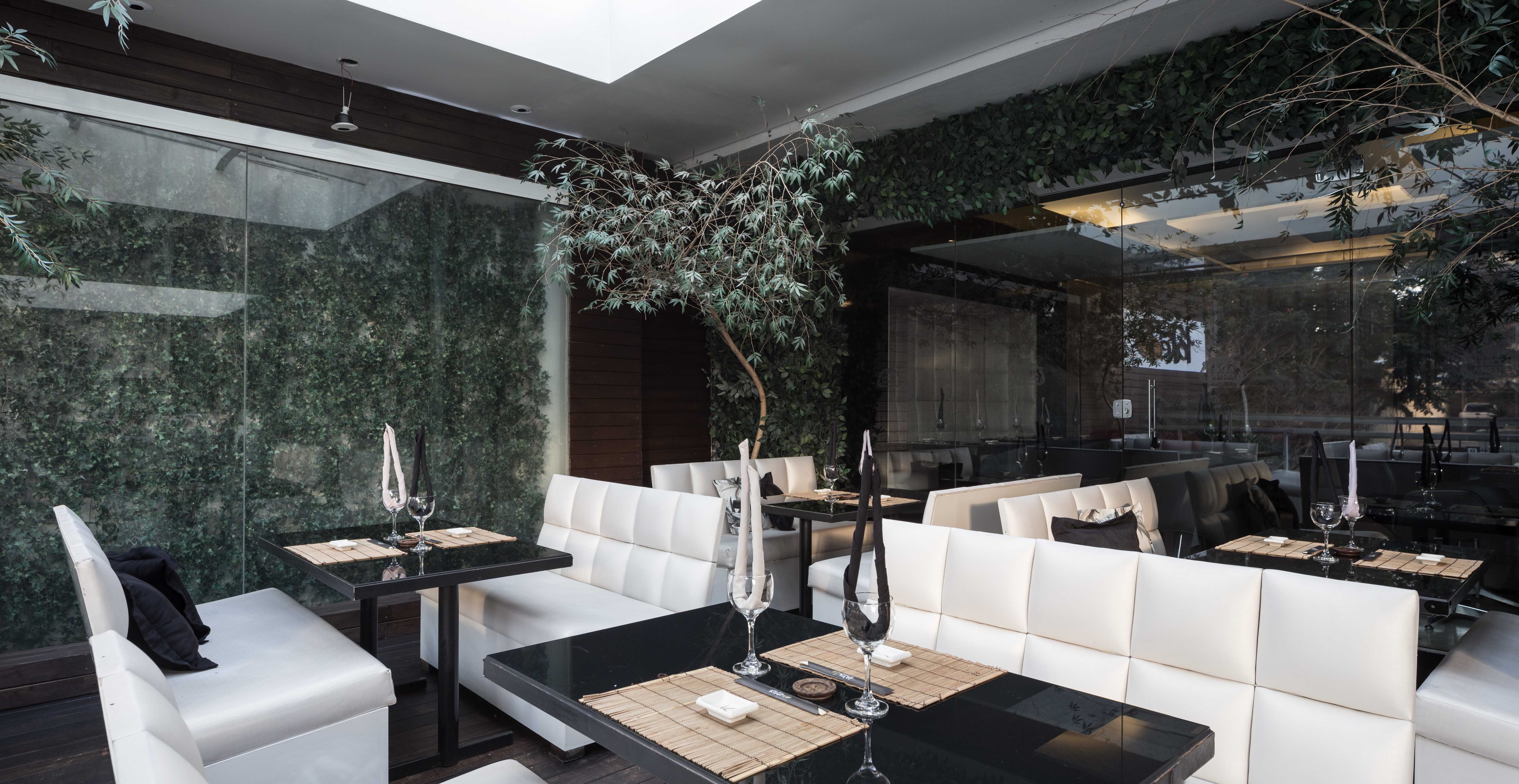 日本现代料理餐厅 Takedo 的精致室内设计-14