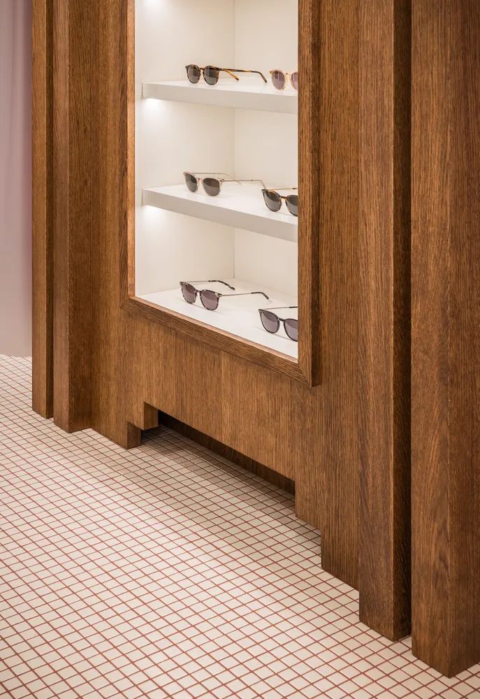 Lunet 眼镜店空间艺术丨罗马尼亚布加勒斯特丨Bogdan Ciocodeica Studio-11