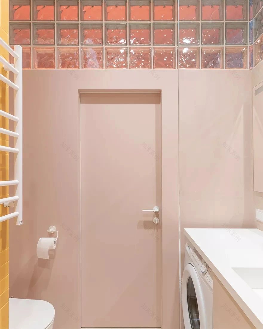 40㎡玻璃砖小宅丨Tatyana Ponomareva 和 Olga Elizarova-29