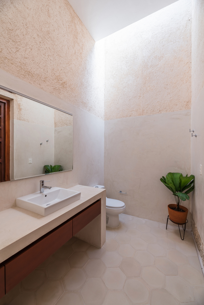 墨西哥 50 年代住宅的现代翻新-55