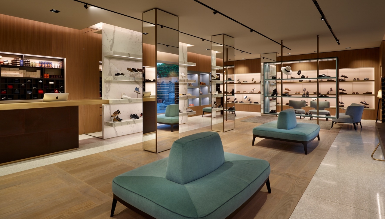 Forte dei Marmi, Bartoli showroom Flexform-4