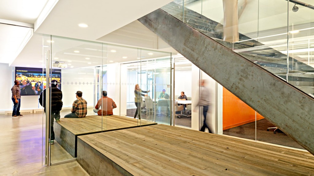 政治广告专家的活力办公空间-7