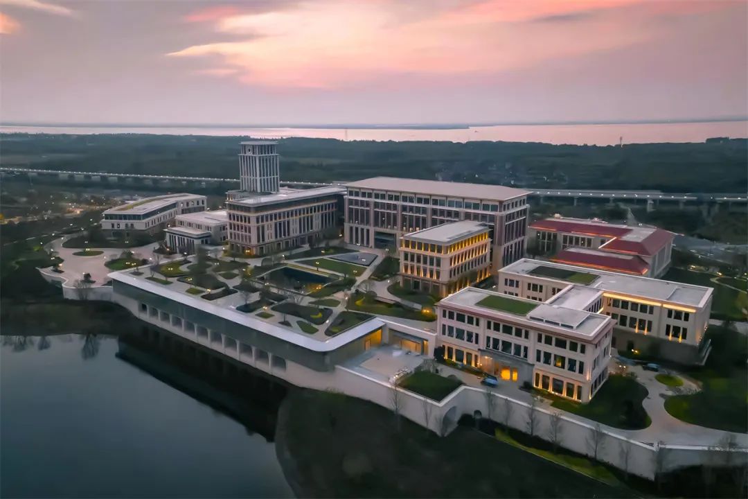 华为练秋湖研发中心(A,B组团)丨中国上海丨上海建筑设计研究院有限公司-44