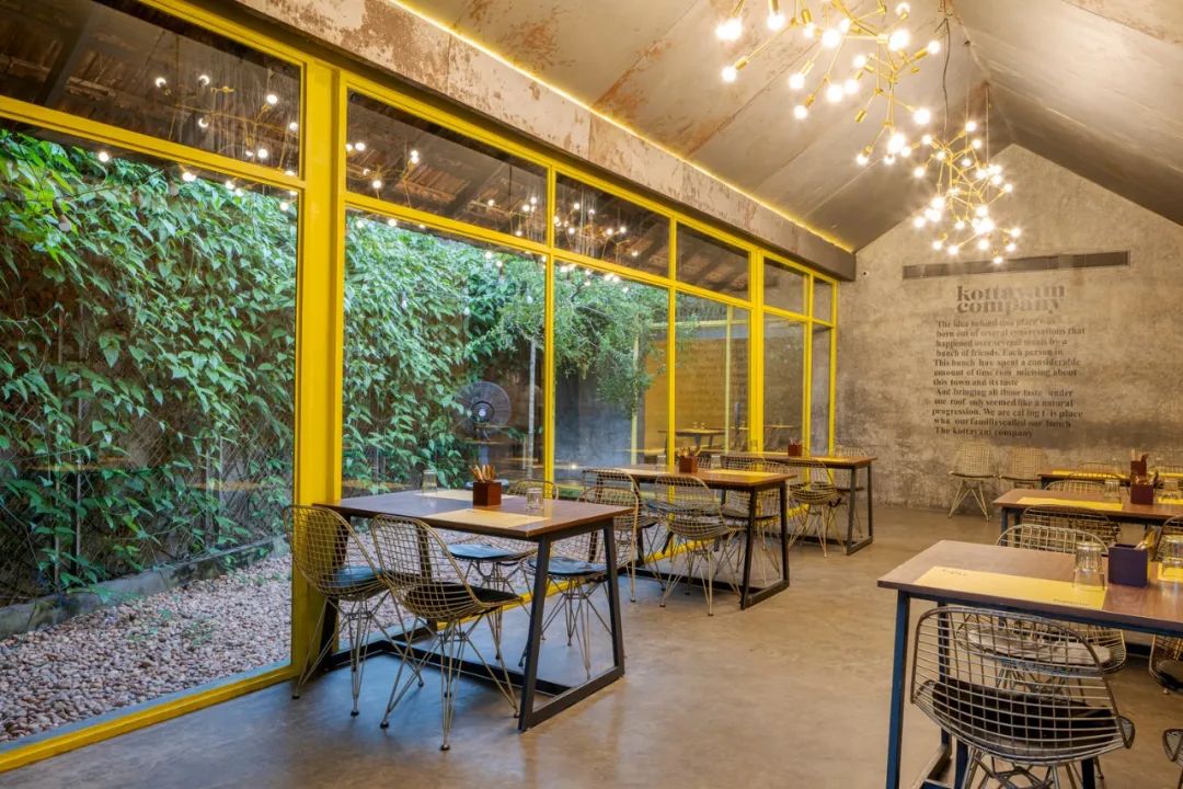 百年祖屋变身为现代餐厅-27