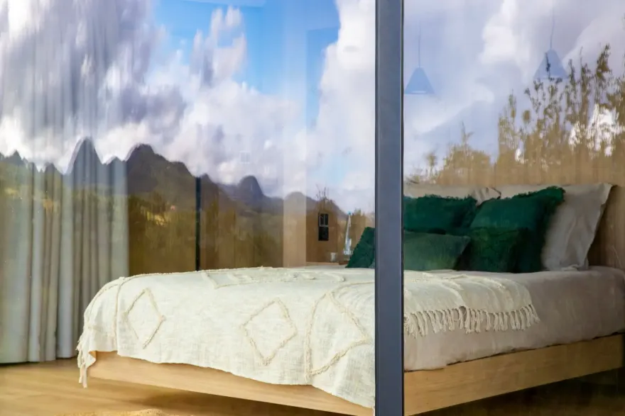 1 欧元入住玻璃小屋,尽享世界遗产风光-6