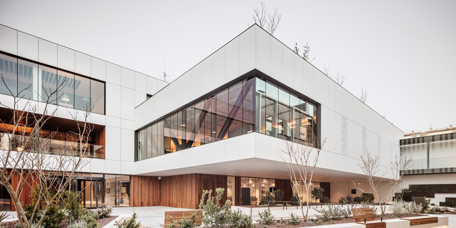 巴塞罗那新殡仪馆（Tanatorio de Sancho de Ávila）-21