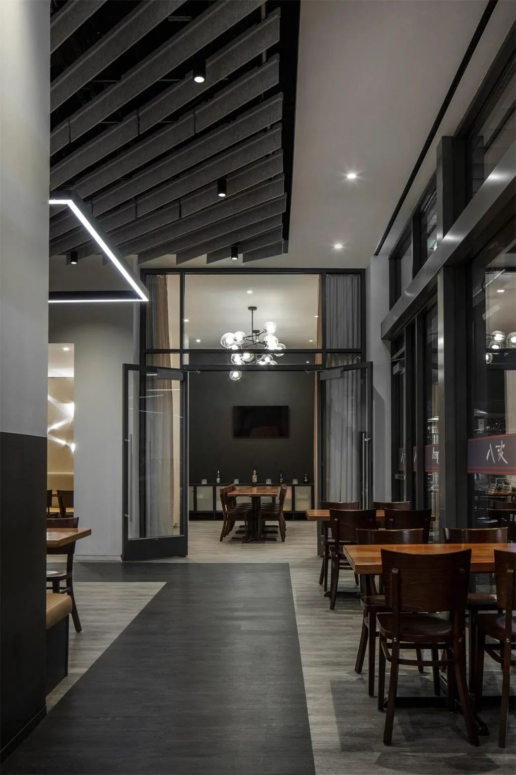 Hapa Sushi 餐厅丨美国丹佛丨Roth Sheppard Architects-30