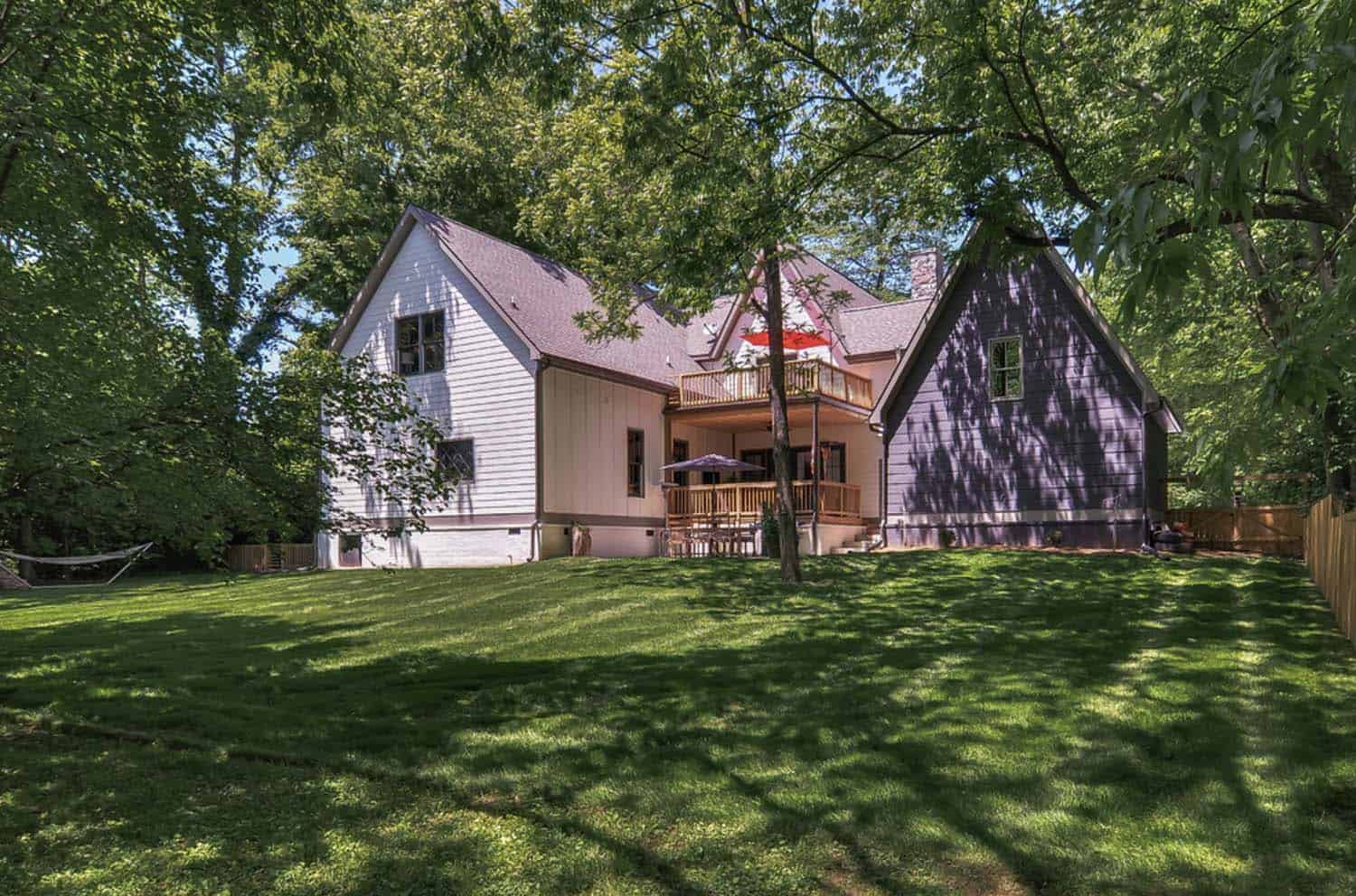 Inside an inviting cottage style house with a woodsy backdrop in Tennessee-15