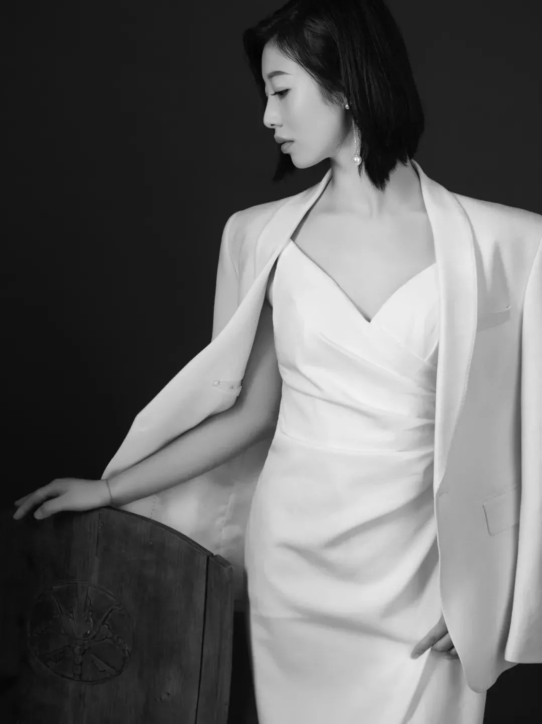 蓝山湾住宅 · 光影交错的现代东方美学丨中国乐山丨涂佳丽,祝潇刚-75