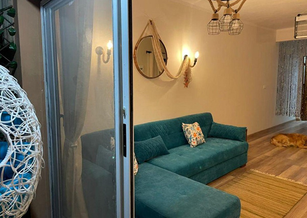 “Seaside Chalet Makeover for Ultimate Relaxation”-33