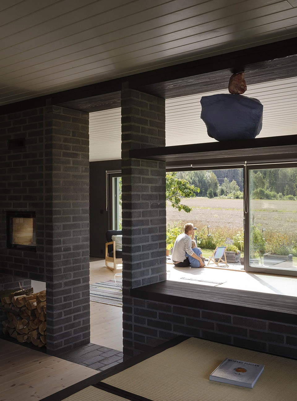 奥斯陆黑色砖墙分离白色房子室内设计丨挪威丨Austigard Arkitektur-18