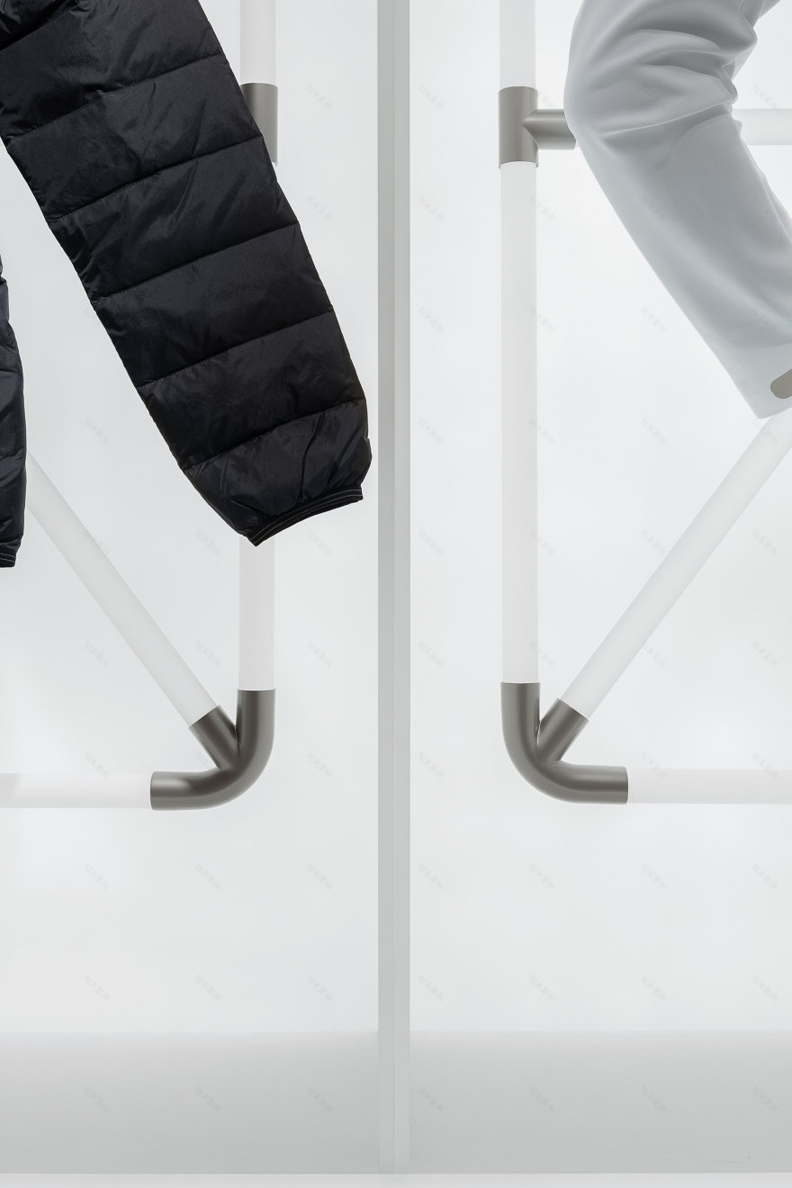 王府井安踏旗舰店丨中国北京丨STILL YOUNG-39