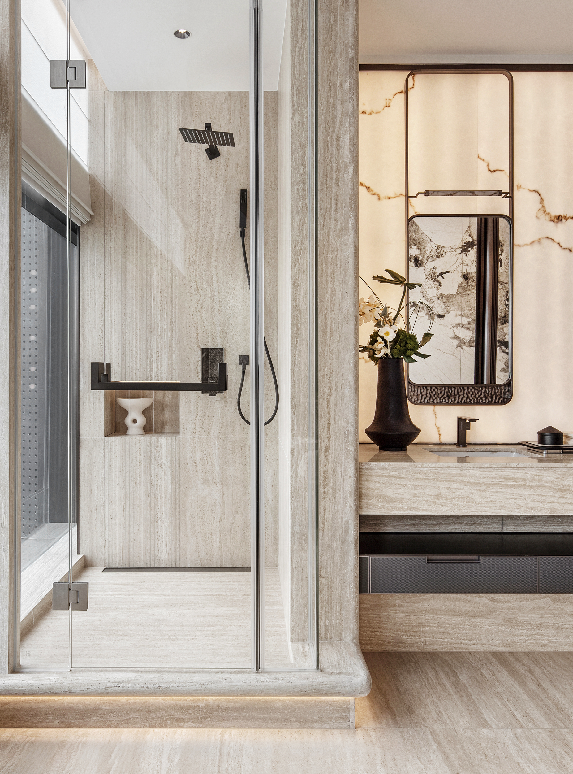 云端大平层 演绎低奢都会生活丨零次方设计-35