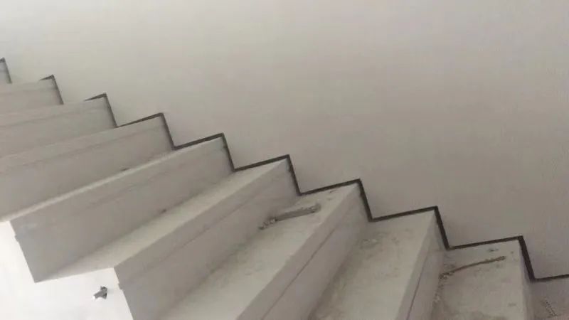 武汉科技感办公室设计 | 楼梯与前台交相辉映-24