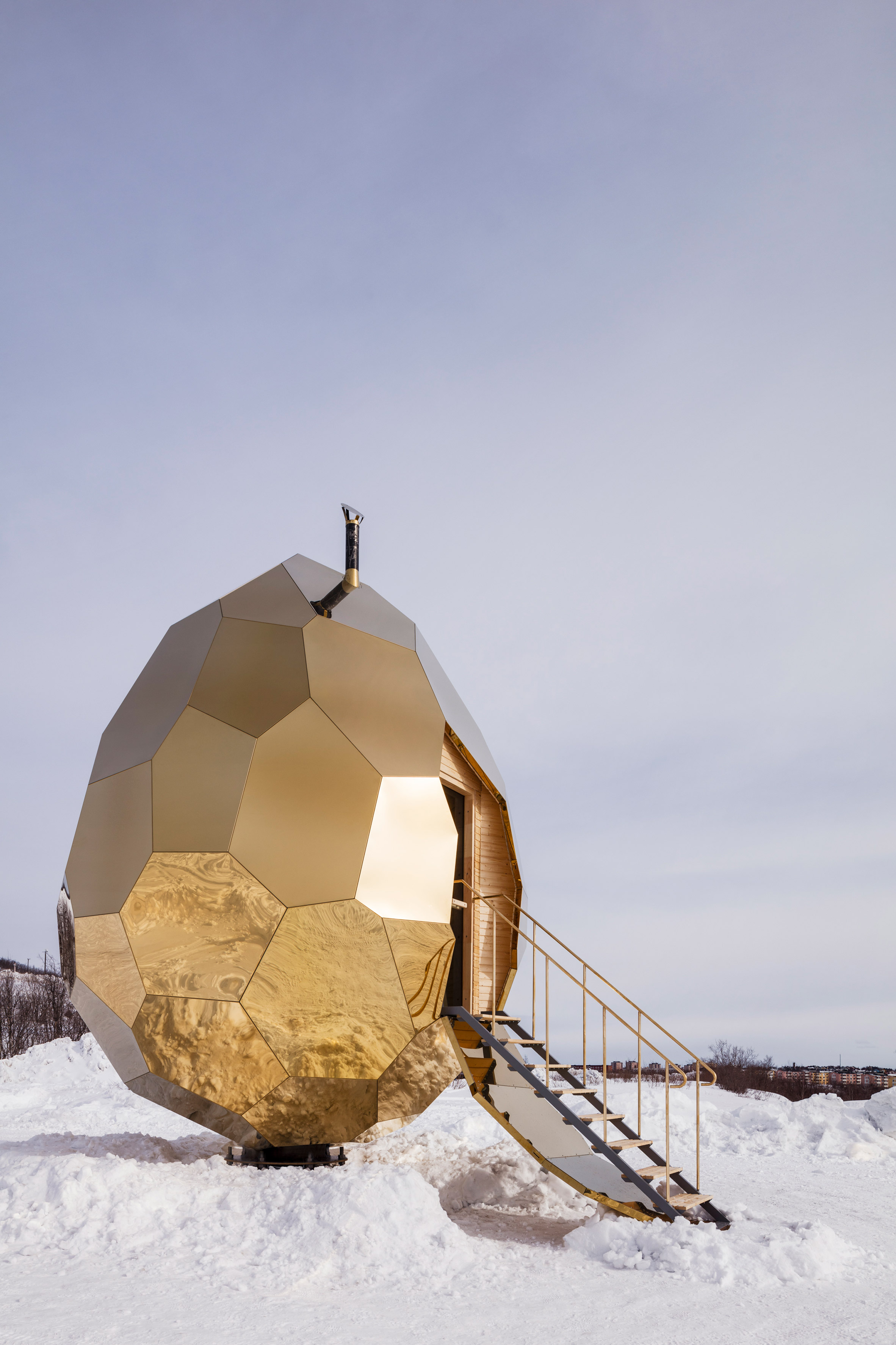 Egg-shaped sauna creates escape for residents of Swedish town displaced by mining-5
